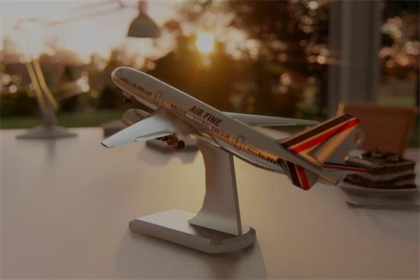 AIRPLANES SHOP -AIRPLANES SHOP 182295 1