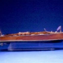 DUM1230 Dumas Chris-Craft Runabout Kit 36"