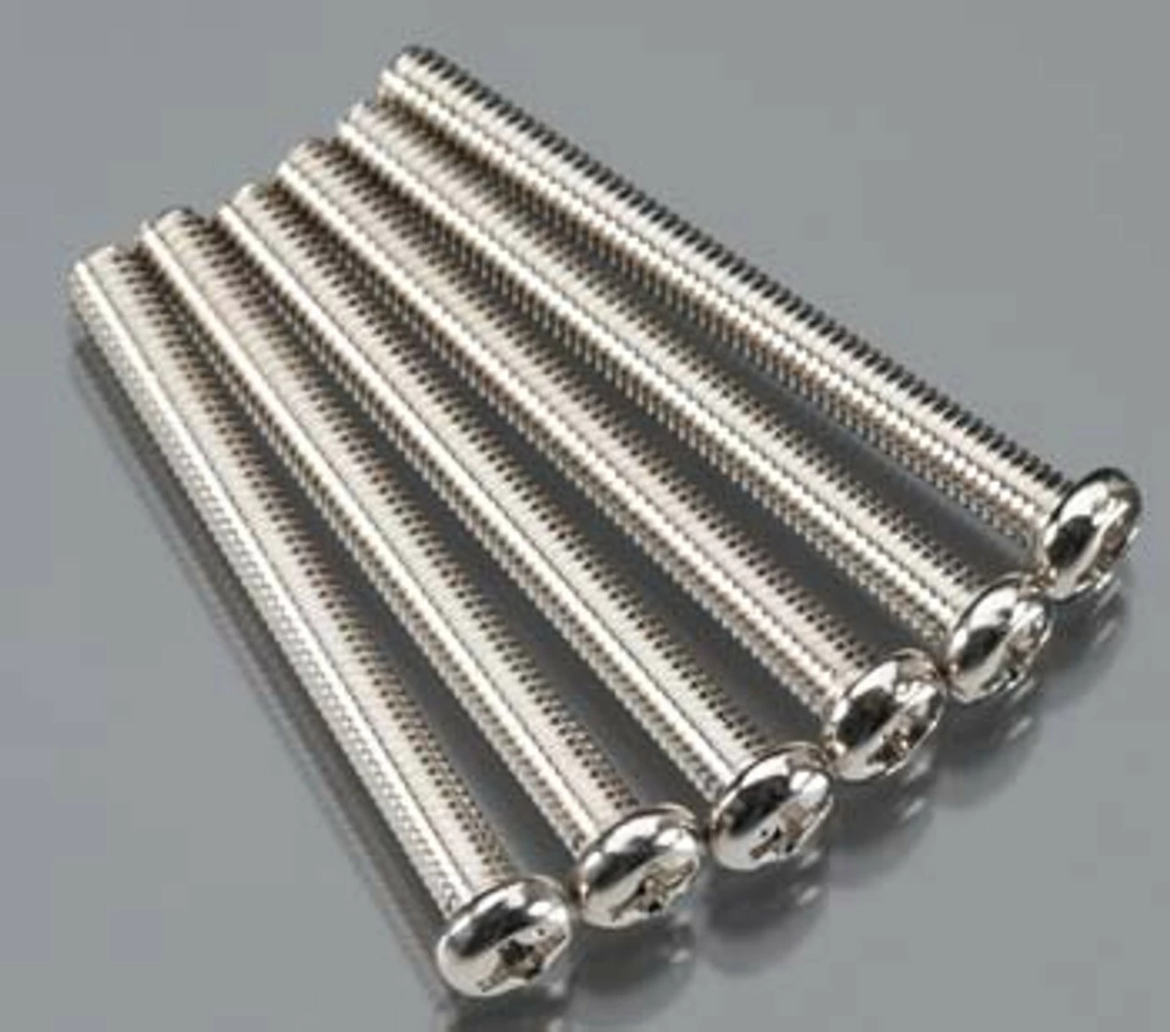 TRA2572 Traxxas Screws 3x30mm Roundhead Machined (6) 1 TRA2572 Traxxas Screws 3x30mm Roundhead Machined (6)